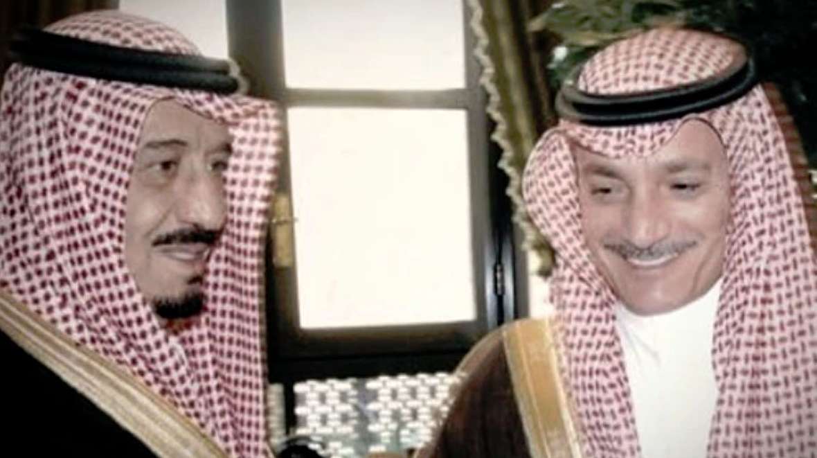 فهد ابراهیم الدغیثر در کنار پادشاه عربستان سلمان بن عبدالعزیز آل سعود